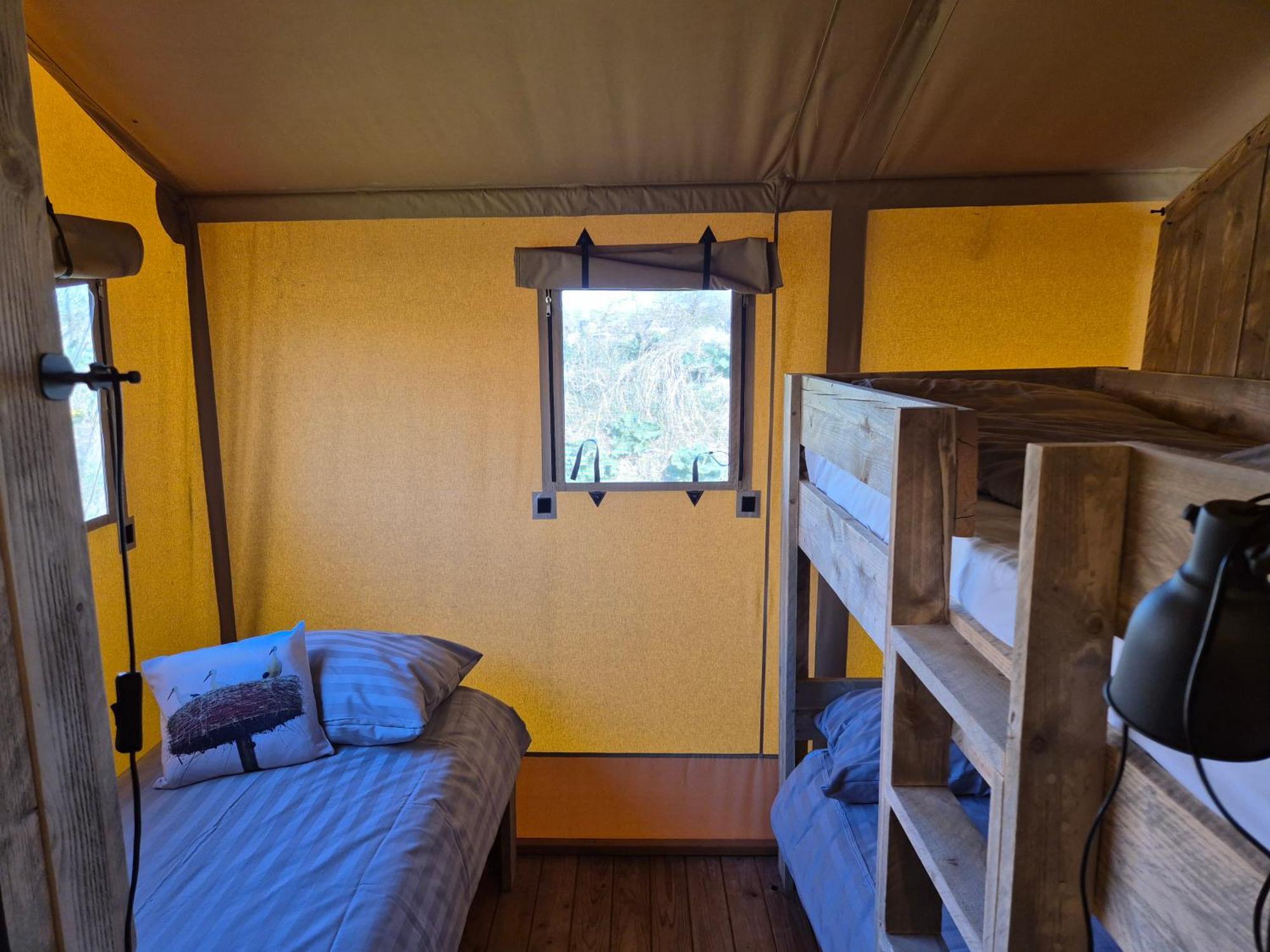 De Hazelaarshof Luxe Glampingtent Bij Natuurgebied De Millingerwaard Kekerdom Exterior foto